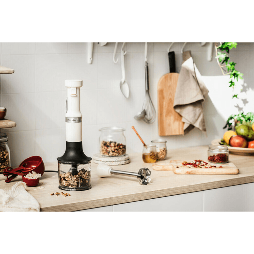 Блендер KitchenAid погружной с аксессуарами кремовый 5KHBV83EAC