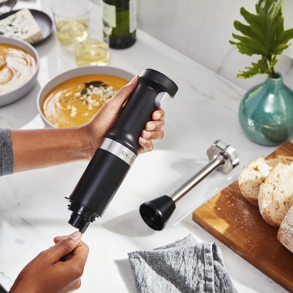 Блендер KitchenAid Artisan беспроводной погружной серый уголь 5KHBBV53EDG