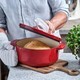 Кастрюля чугунная с крышкой KitchenAid Cast Iron 5,2 л красная CC006060-001