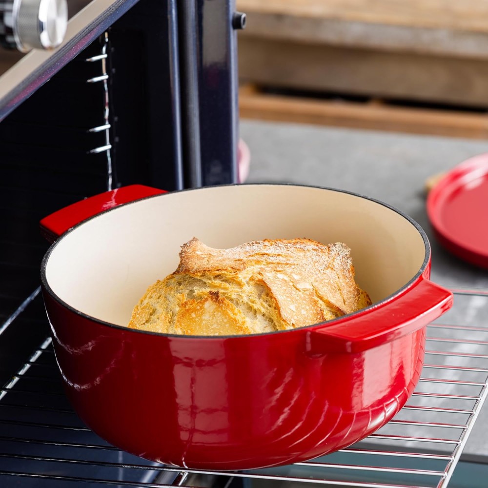 Кастрюля чугунная с крышкой KitchenAid Cast Iron 5,2 л красная CC006060-001