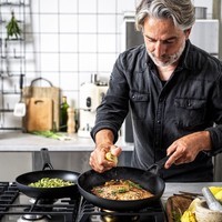 Набор сковородок KitchenAid Classic Forged Aluminium 24/28 см CC003569-001