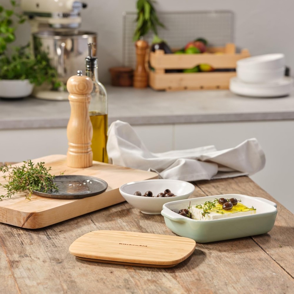 Форма для выпечки KitchenAid Stoneware с крышкой фисташкова 0,9 л CC007424-001