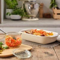 Форма для выпечки KitchenAid Stoneware с крышкой мигдальный крем 1,9 л CC006107-001