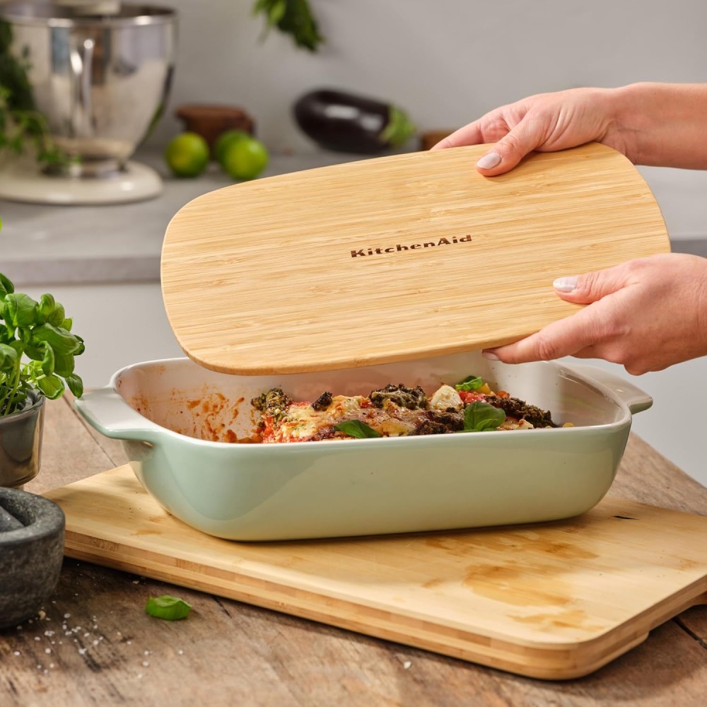 Форма для выпечки KitchenAid Stoneware с крышкой фисташкова 3,8 л CC007426-001