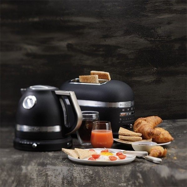 Комплект KitchenAid Artisan Электрочайник 1,5 л 5KEK1522EBK + Тостер 5KMT2204EBK