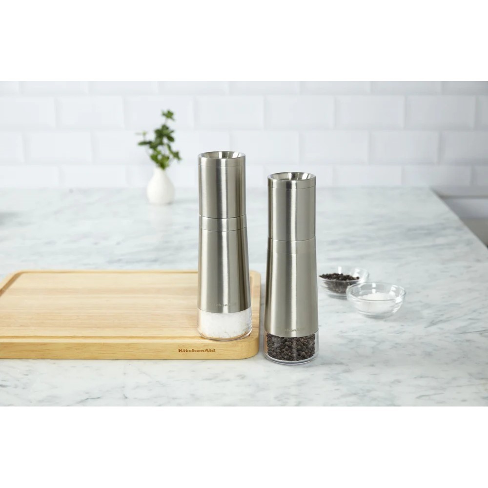 Набор мельниц для соли и перца KitchenAid Universal 2 шт 20,3 см серебристый KOG988OSSSA