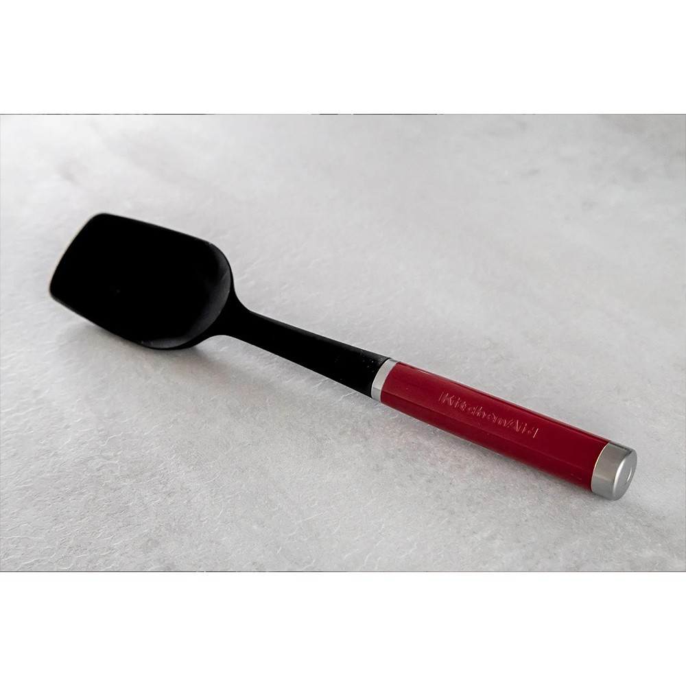 Лопатка для теста KitchenAid Coreline 29,9 см KAG030OHERE