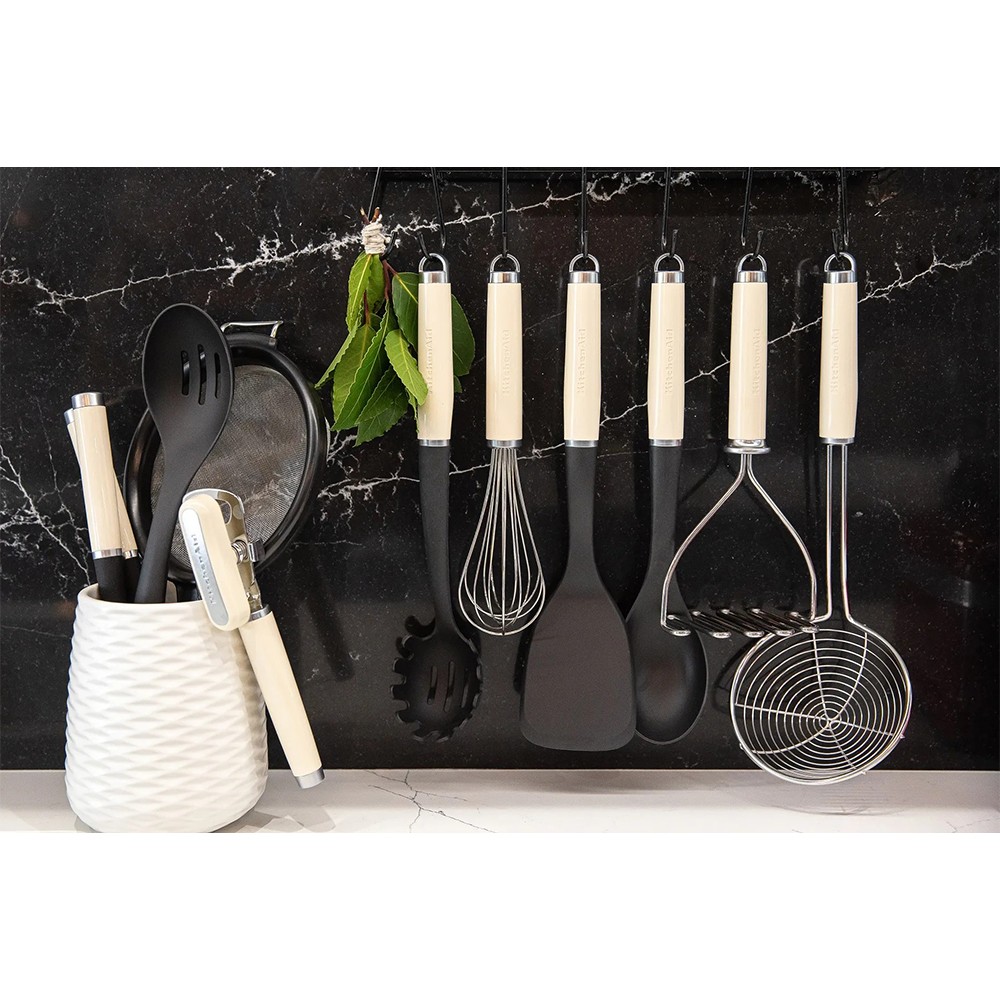Лопатка для теста KitchenAid Coreline 30 см KAG031OHACE
