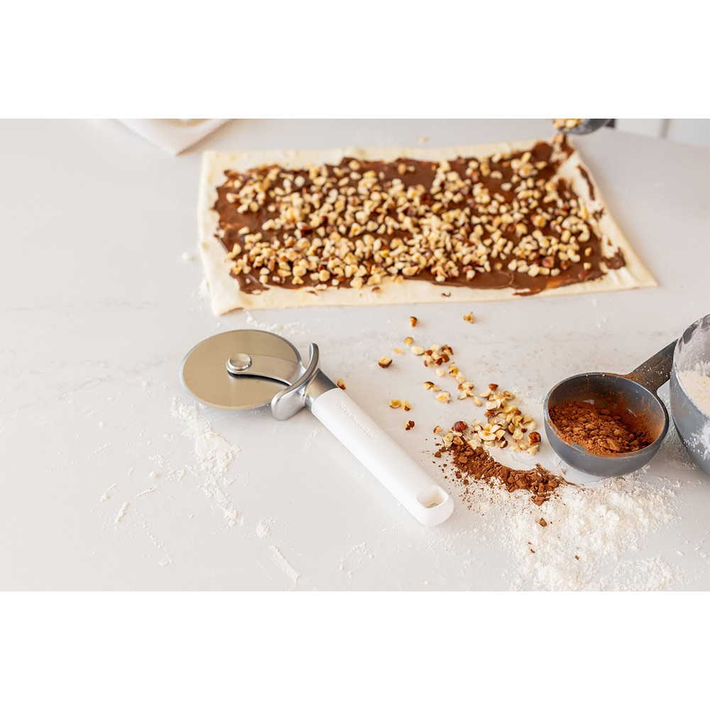 Нож для пиццы KitchenAid Classic 24,5 см KHA113OHPNG