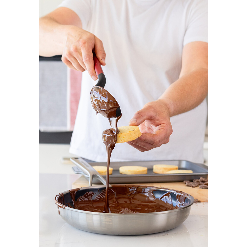 Ложка для сервировки KitchenAid Classic 34 см KHA003OHEREG