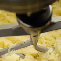 Планетарный миксер KitchenAid Artisan 4,8 л кремовій 5KSM185PSEAC